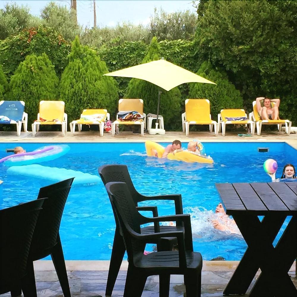 Petros Village Hersonissos  Esterno foto